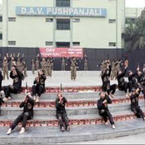 D.A.V. Public School, Pushpanjali Enclave, New Delhi - Uniform Application