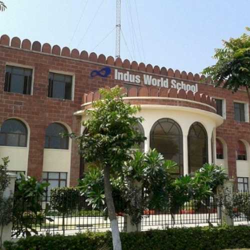 Indus World School , Ludhiana - Uniform Application