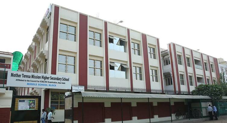 Mother Teresa Mission Higher Secondary School Kanpur