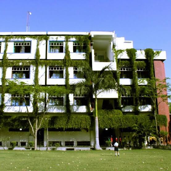 Swaraj India Public School Kanpur