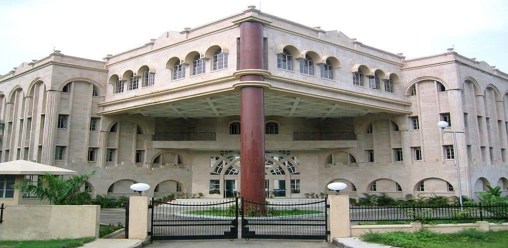 Best Law Colleges in India