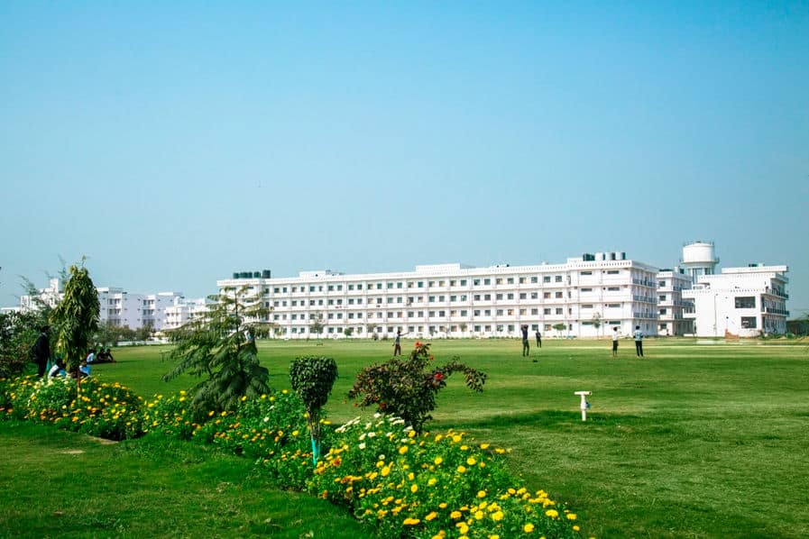 Institute of Engineering and Technology, GLA University