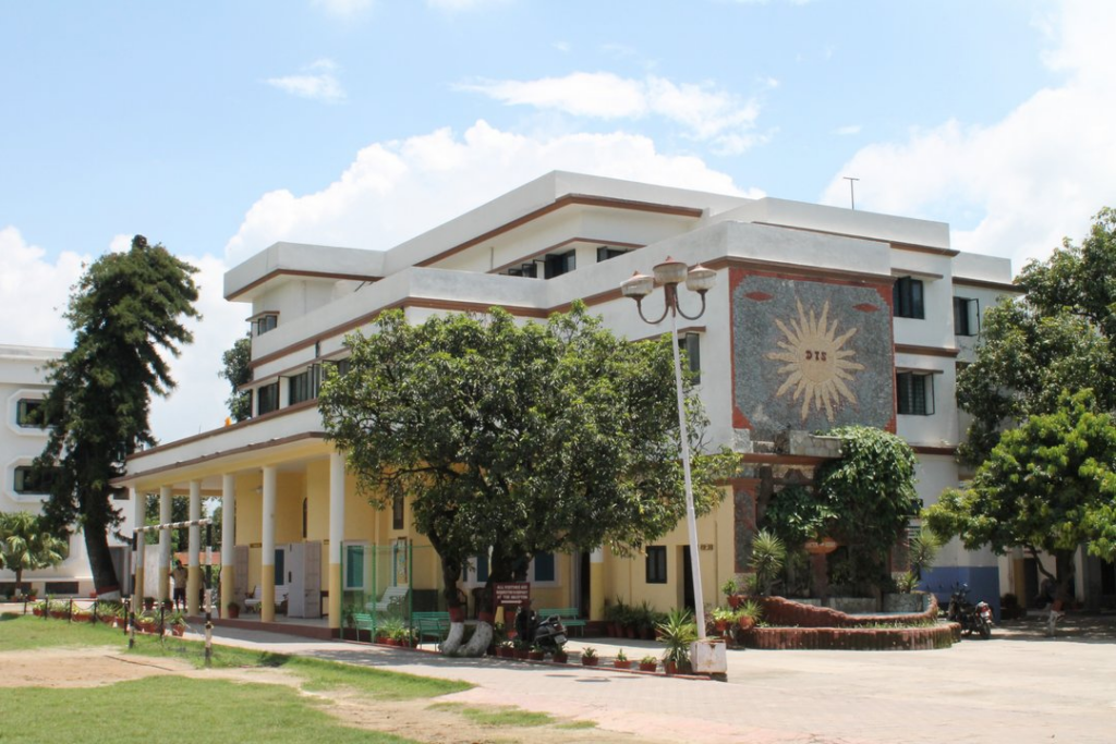 best boarding Schools in Dehradun for Girls - Doon International School, Dehradun